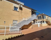 Resale - Bungalow -
Torrevieja - Costa Blanca