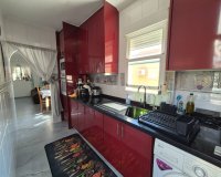 Resale - Bungalow -
Torrevieja - Costa Blanca