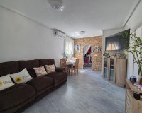 Resale - Bungalow -
Torrevieja - Costa Blanca