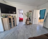 Resale - Bungalow -
Torrevieja - Costa Blanca