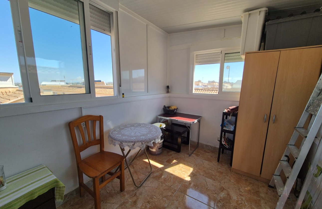 Resale - Bungalow -
Torrevieja - Costa Blanca