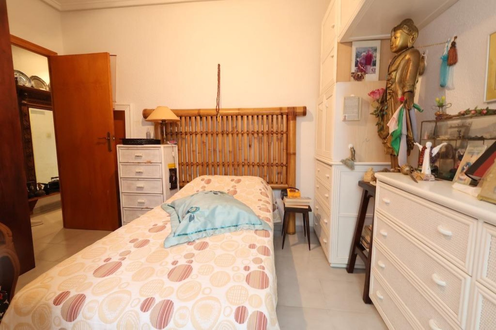 Resale - Bungalow -
Torrevieja - Costa Blanca