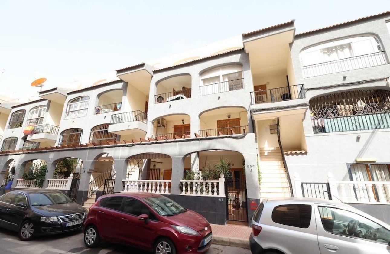 Resale - Bungalow -
Torrevieja - Costa Blanca