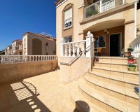 Resale - Bungalow -
Torrevieja - Costa Blanca