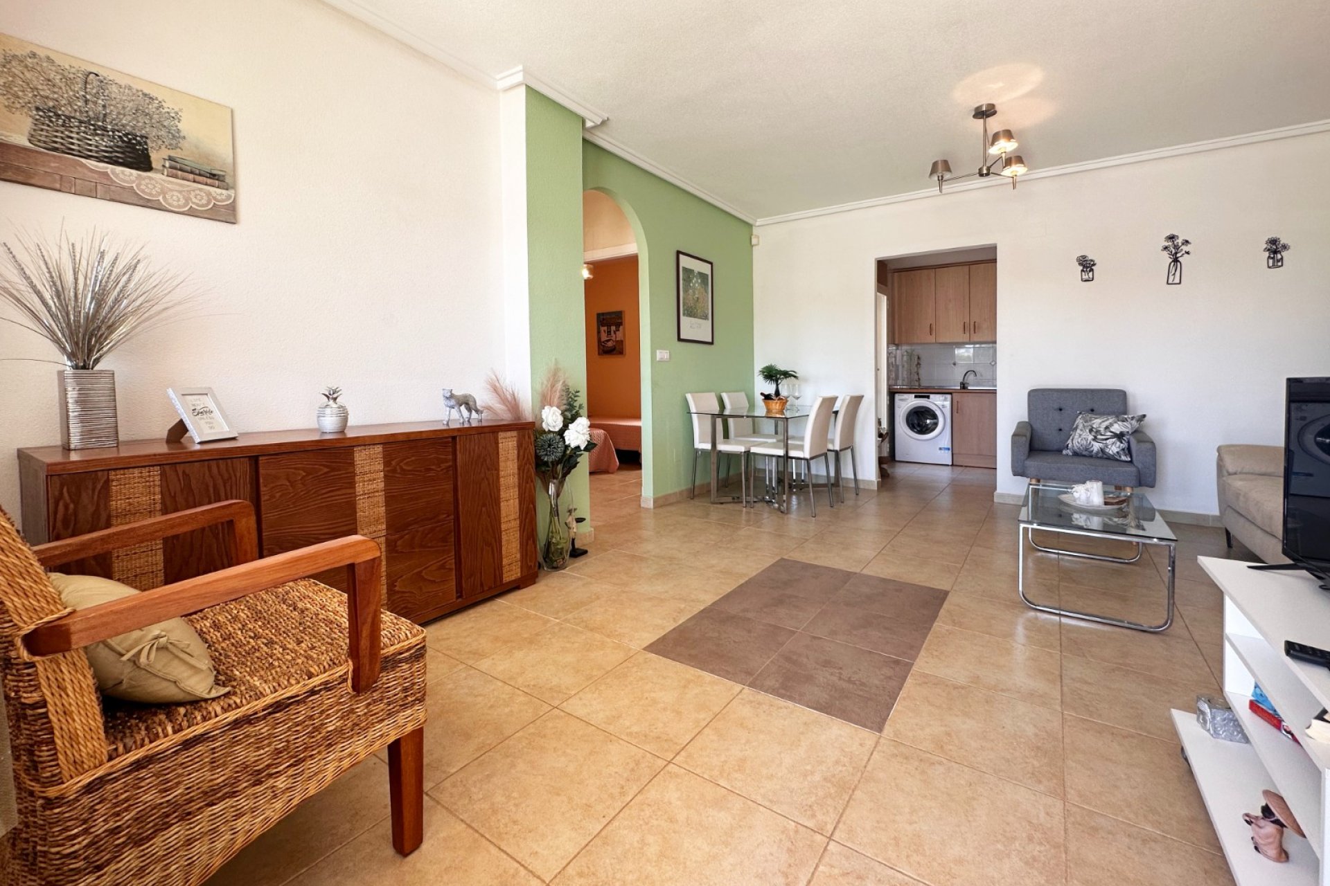 Resale - Bungalow -
Torrevieja - Costa Blanca