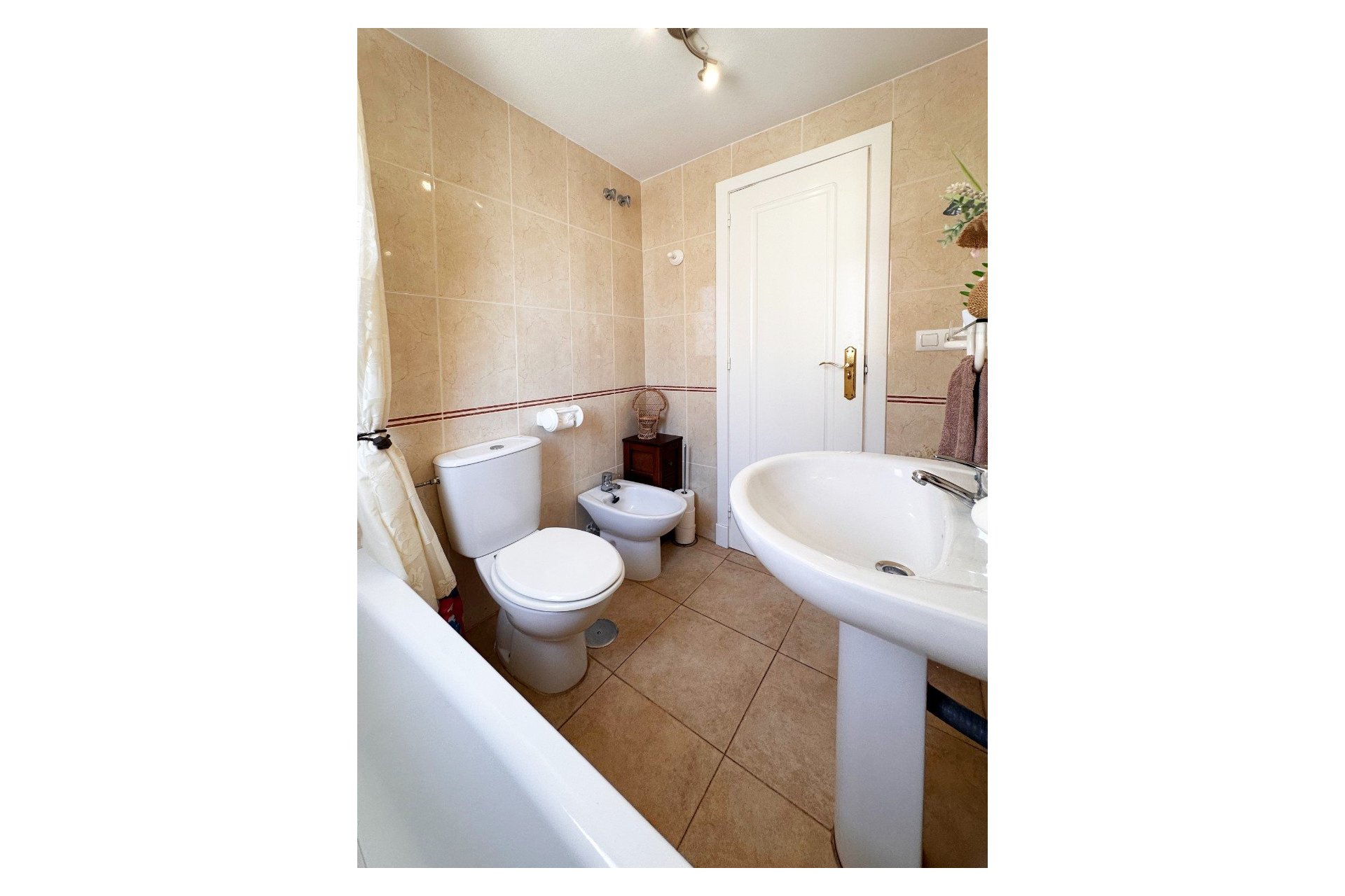 Resale - Bungalow -
Torrevieja - Costa Blanca