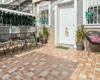 Resale - Bungalow -
Torrevieja - Costa Blanca