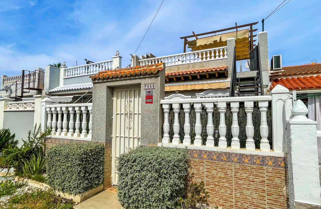 Resale - Bungalow -
Torrevieja - Costa Blanca
