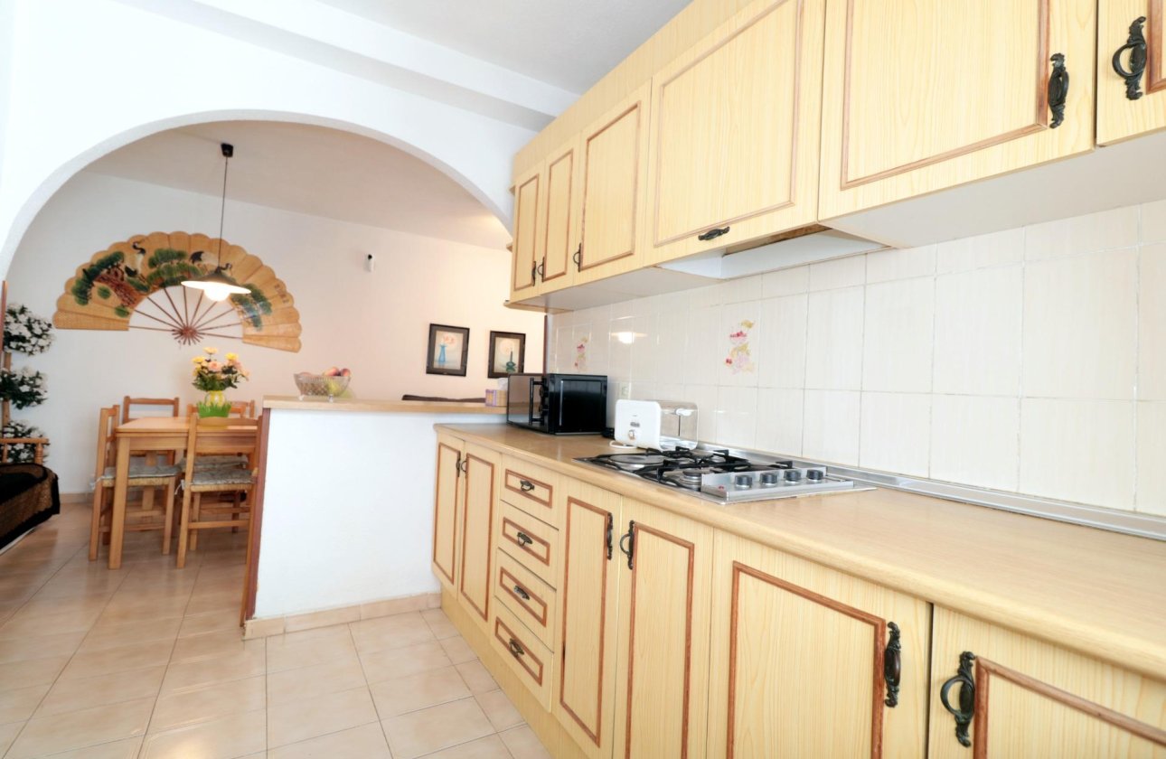 Resale - Bungalow -
Torrevieja - El Acequión - Los Náufragos