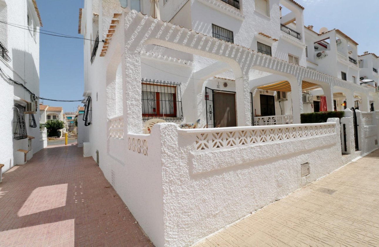Resale - Bungalow -
Torrevieja - El Acequión - Los Náufragos