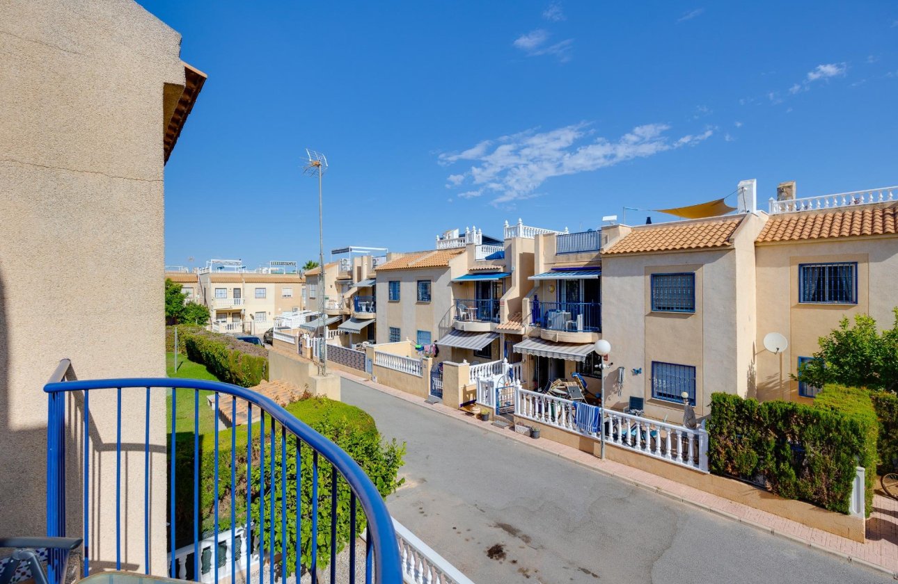 Resale - Bungalow -
Torrevieja - El Chaparral
