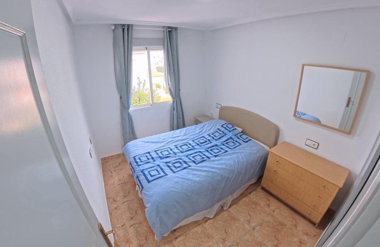 Resale - Bungalow -
Torrevieja - El Limonar