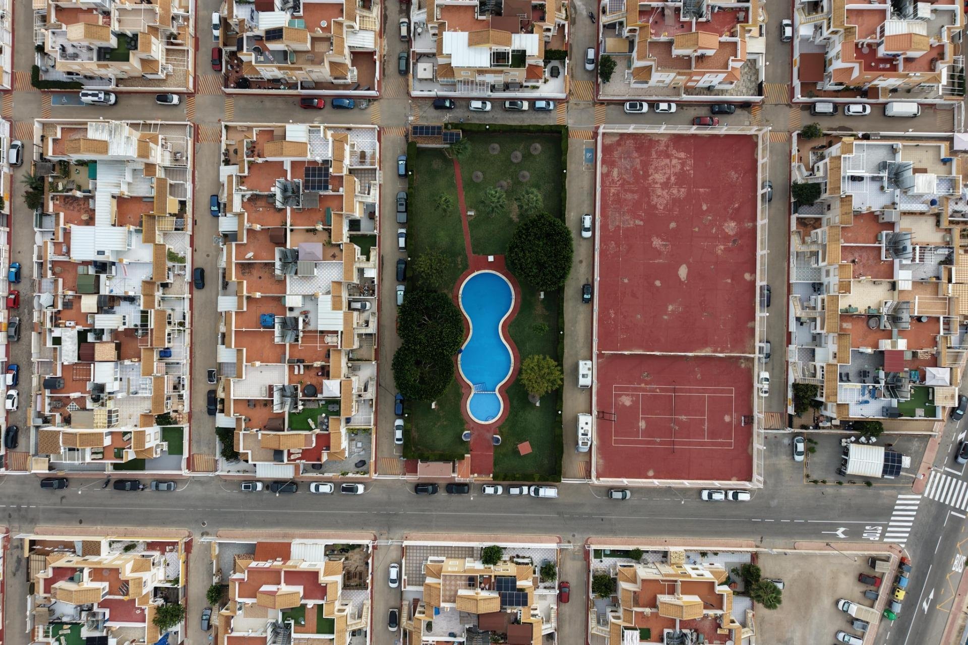 Resale - Bungalow -
Torrevieja - El Limonar