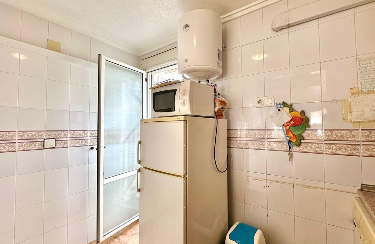 Resale - Bungalow -
Torrevieja - El Limonar