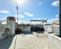 Resale - Bungalow -
Torrevieja - El Limonar