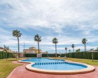 Resale - Bungalow -
Torrevieja - El Limonar