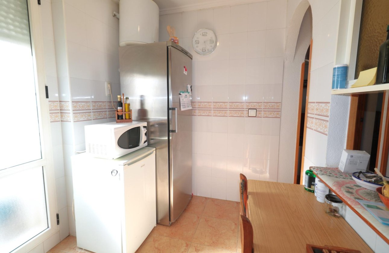 Resale - Bungalow -
Torrevieja - El Limonar