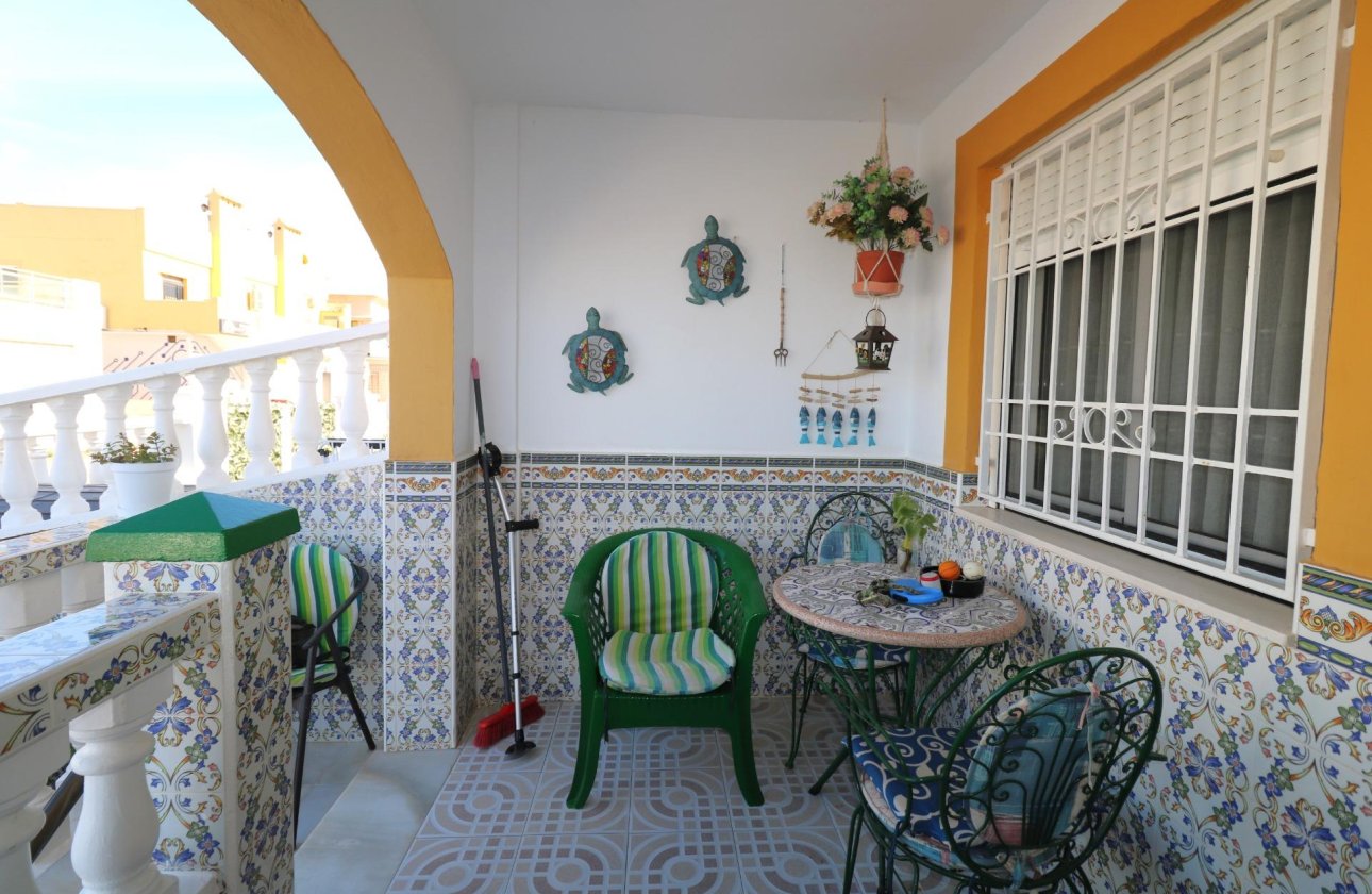 Resale - Bungalow -
Torrevieja - El Limonar