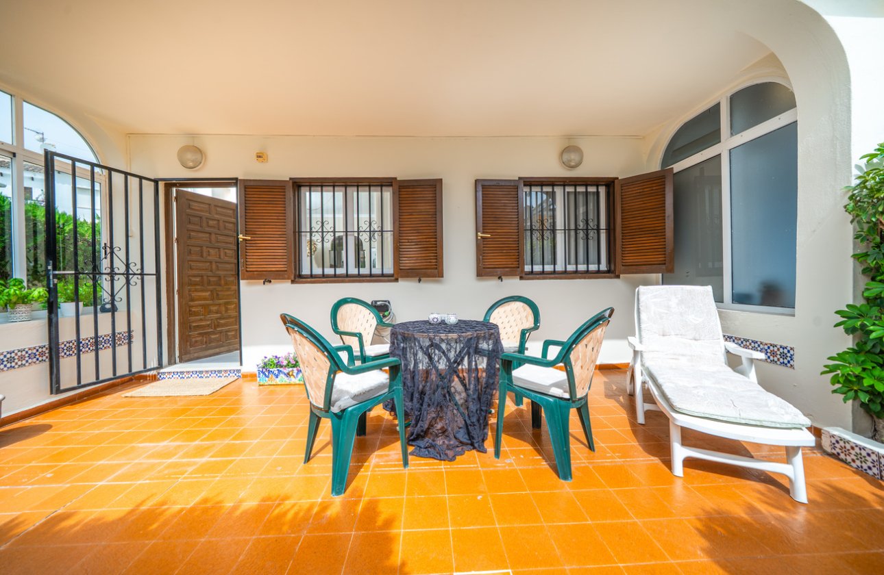 Resale - Bungalow -
Torrevieja - La Mata