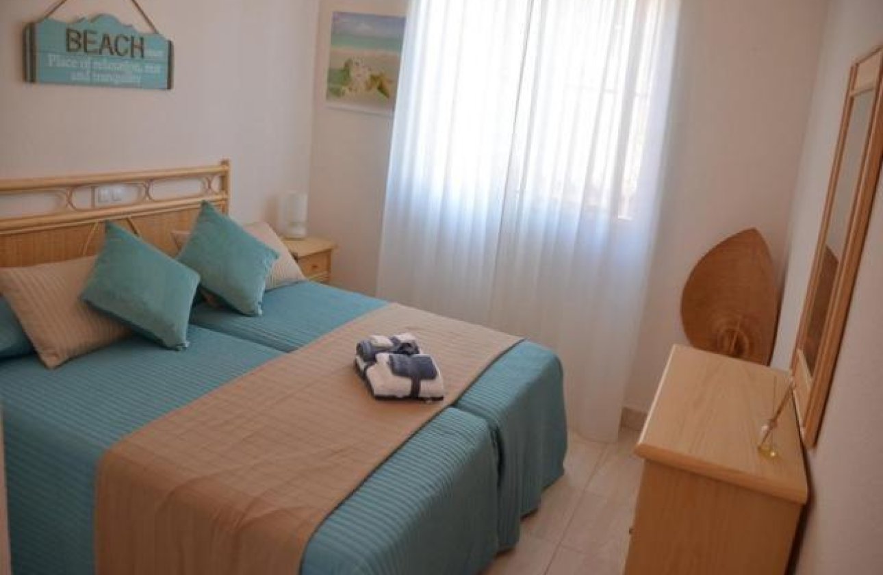 Resale - Bungalow -
Torrevieja - La Mata