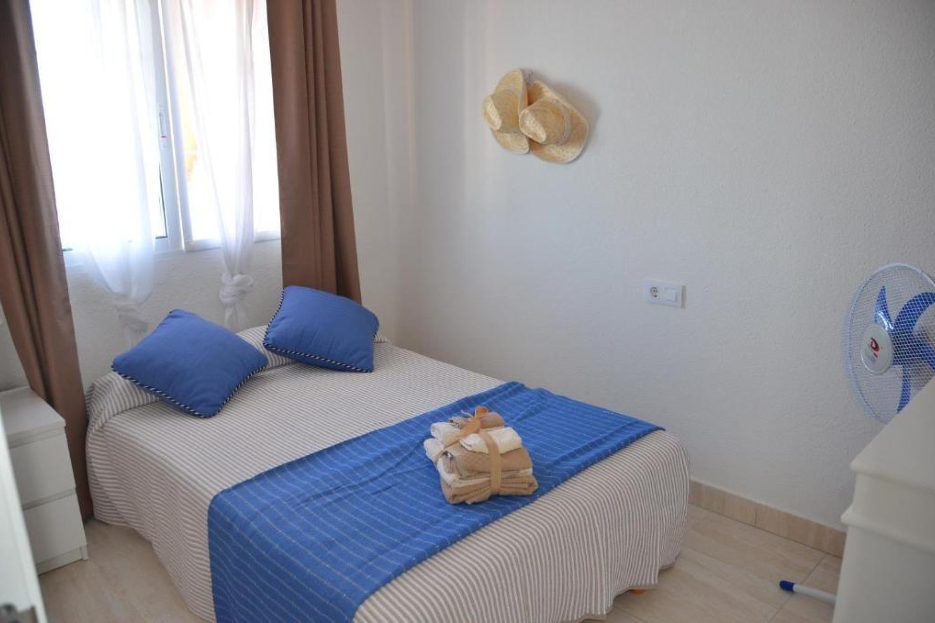 Resale - Bungalow -
Torrevieja - La Mata