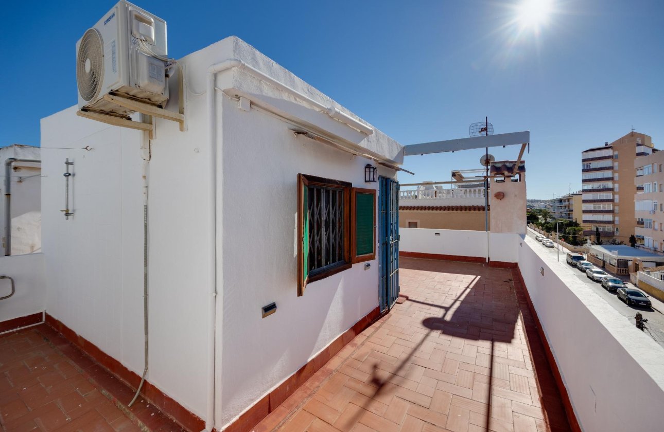 Resale - Bungalow -
Torrevieja - La Mata