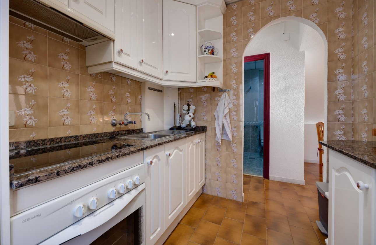 Resale - Bungalow -
Torrevieja - La Mata