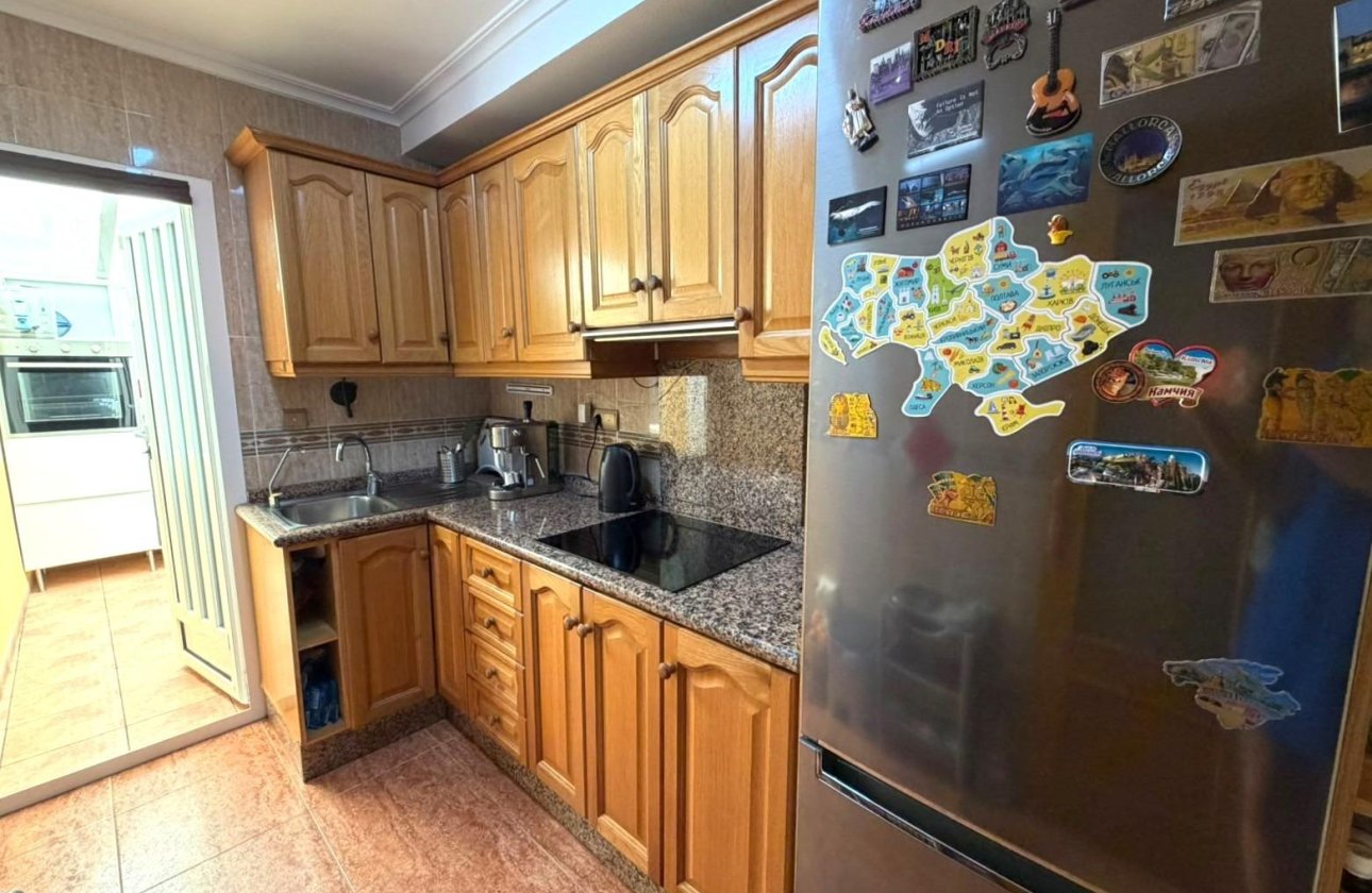 Resale - Bungalow -
Torrevieja - La Mata