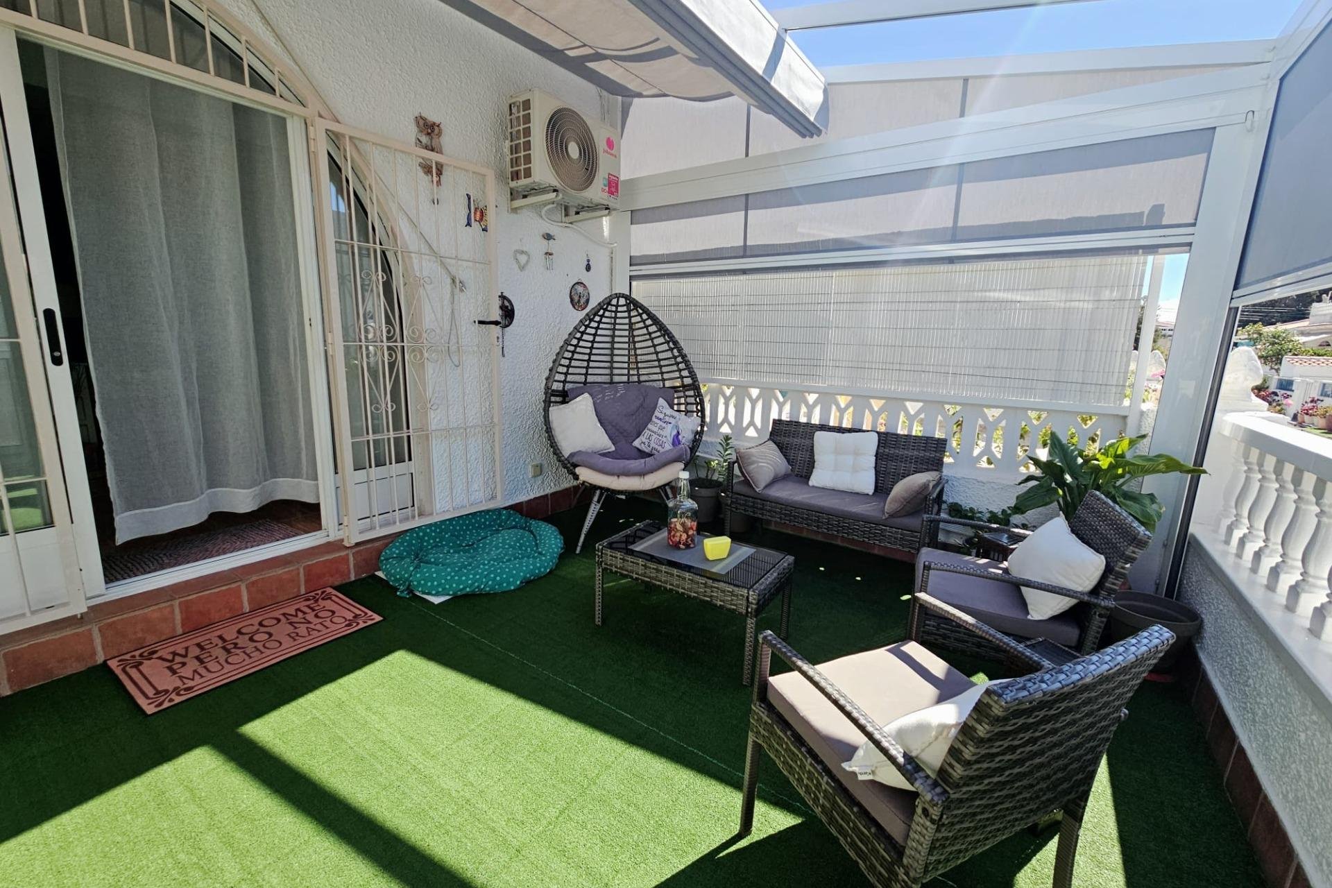 Resale - Bungalow -
Torrevieja - La Siesta - El Salado - Torreta