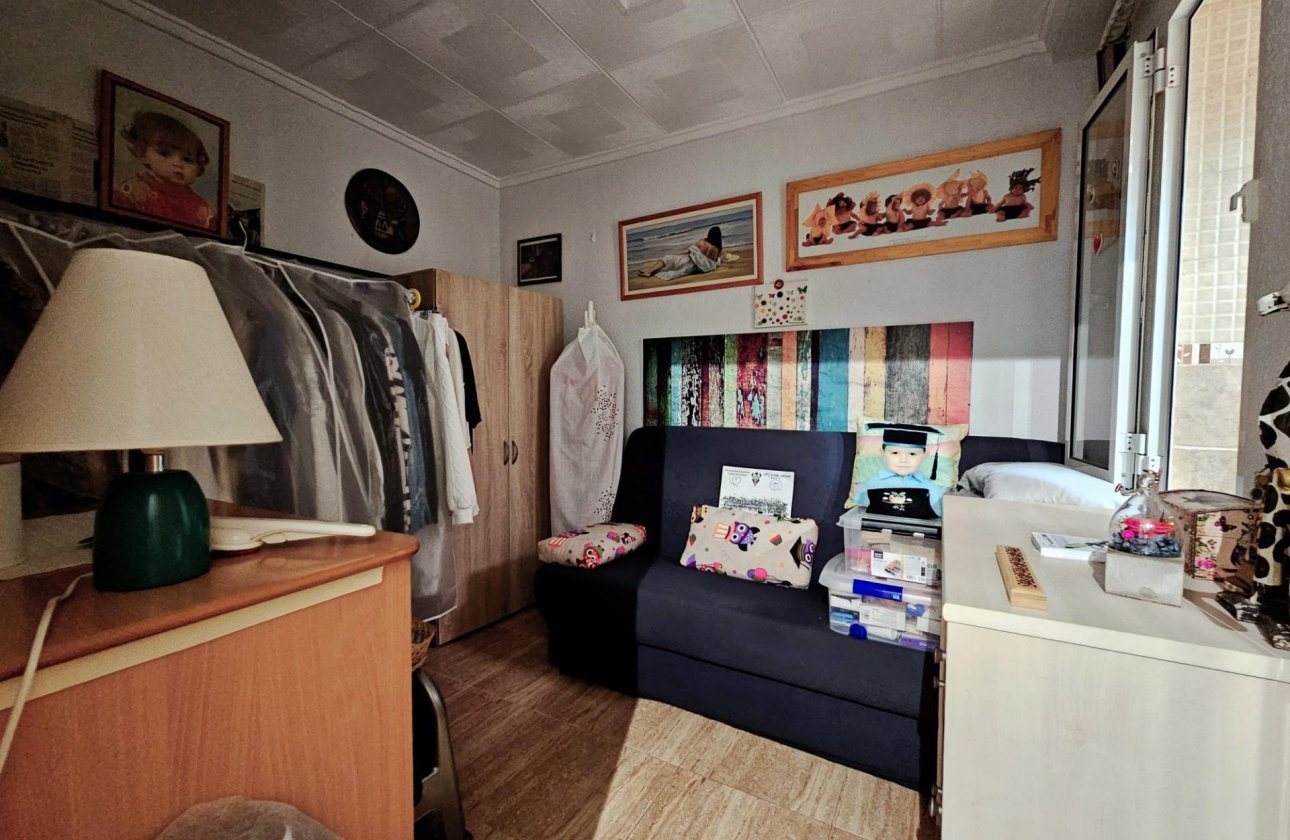 Resale - Bungalow -
Torrevieja - La Siesta - El Salado - Torreta