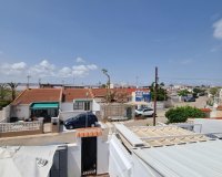 Resale - Bungalow -
Torrevieja - La Siesta - El Salado - Torreta
