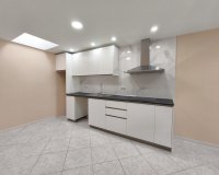 Resale - Bungalow -
Torrevieja - La Siesta - El Salado - Torreta