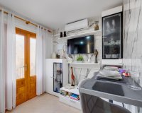 Resale - Bungalow -
Torrevieja - La Siesta - El Salado - Torreta