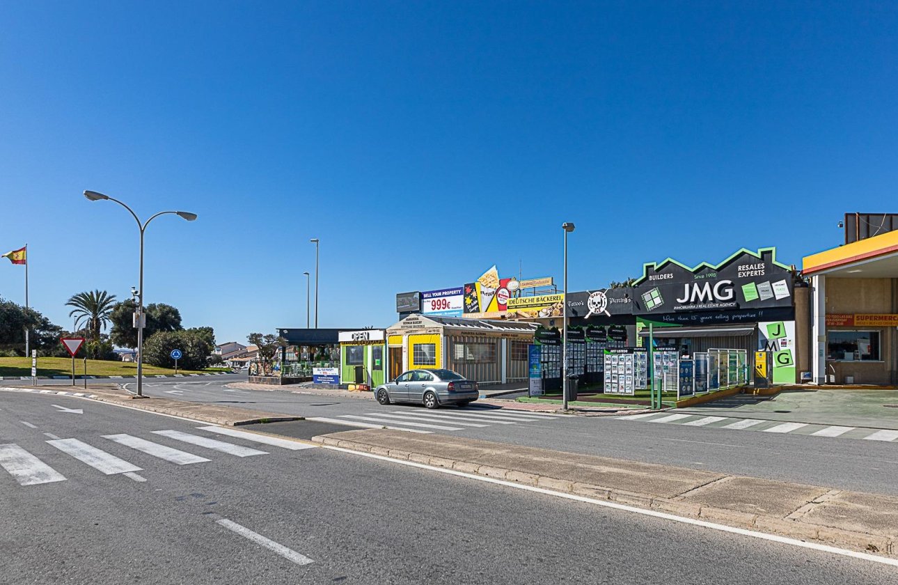 Resale - Bungalow -
Torrevieja - La Siesta - El Salado - Torreta