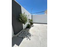 Resale - Bungalow -
Torrevieja - La Siesta - El Salado - Torreta