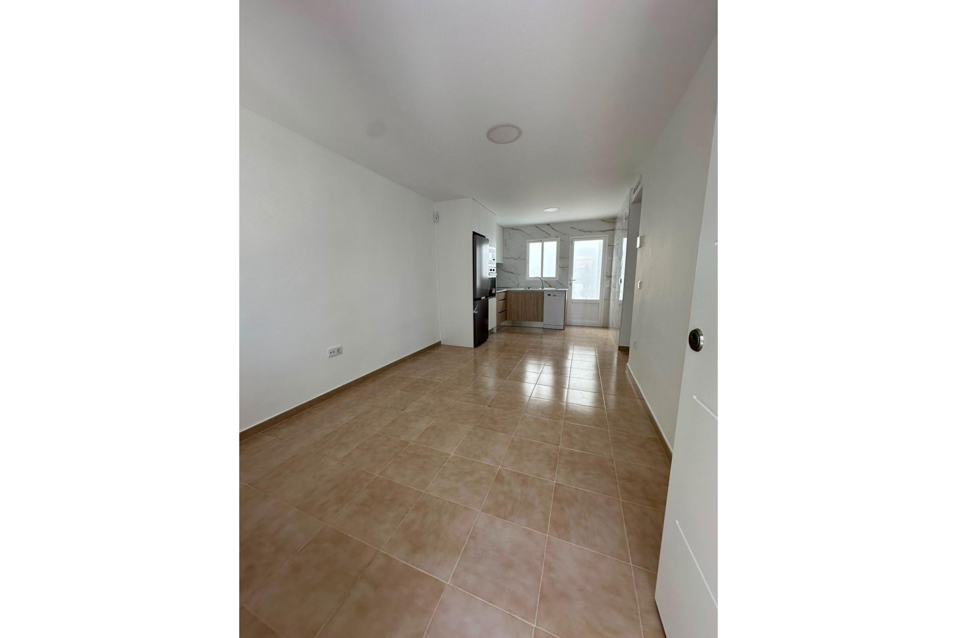 Resale - Bungalow -
Torrevieja - La Siesta - El Salado - Torreta