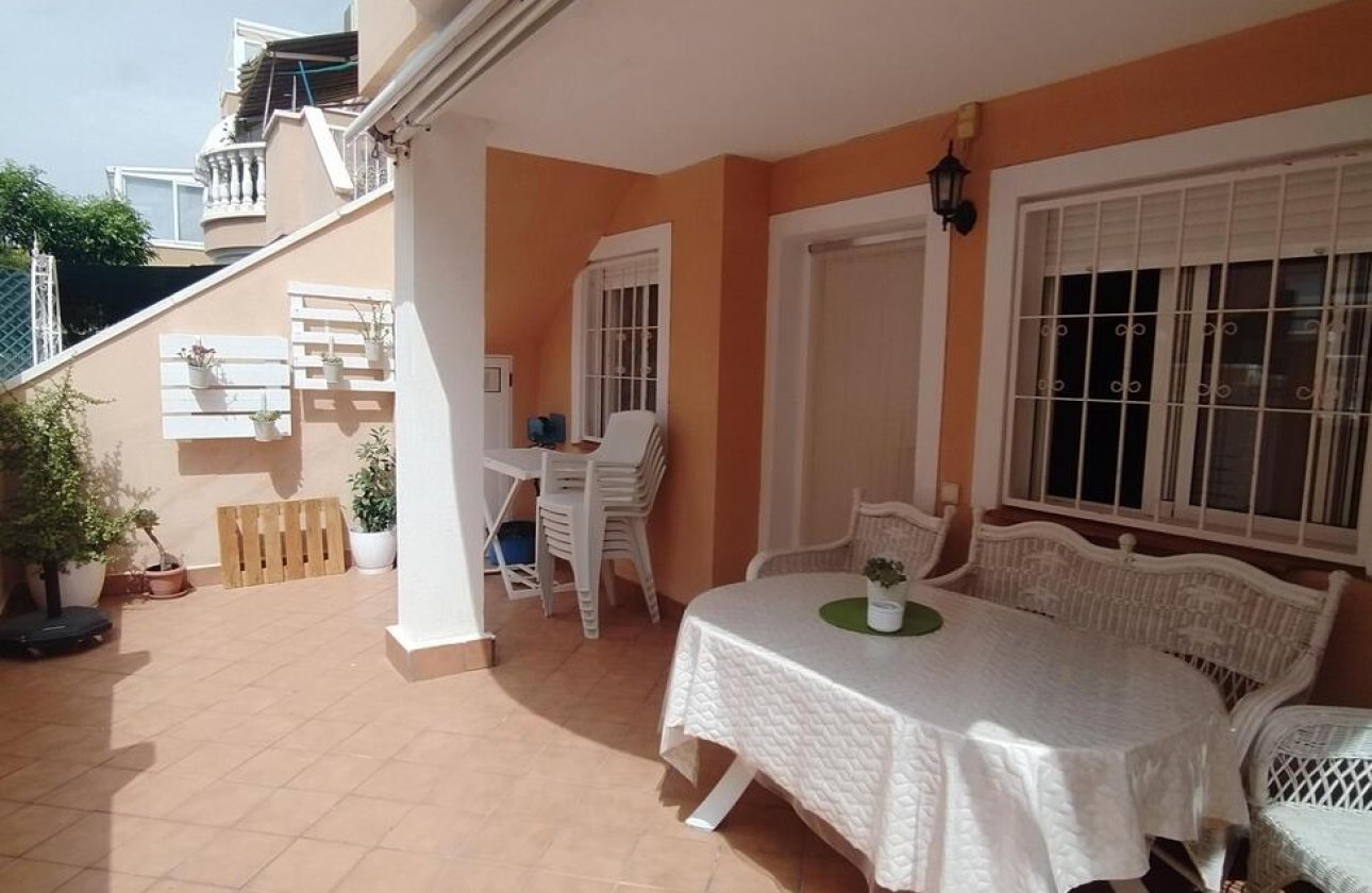 Resale - Bungalow -
Torrevieja - LA VELETA MAR AZUL