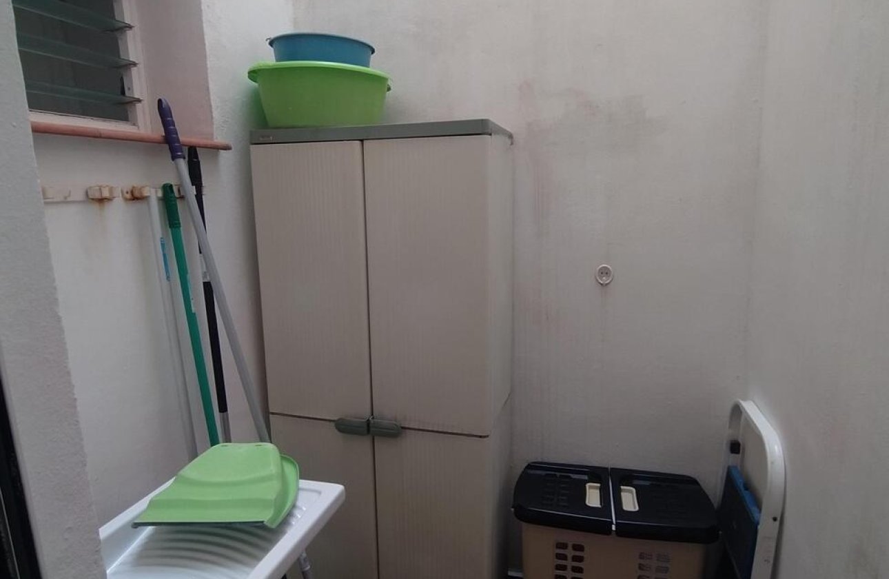 Resale - Bungalow -
Torrevieja - LA VELETA MAR AZUL