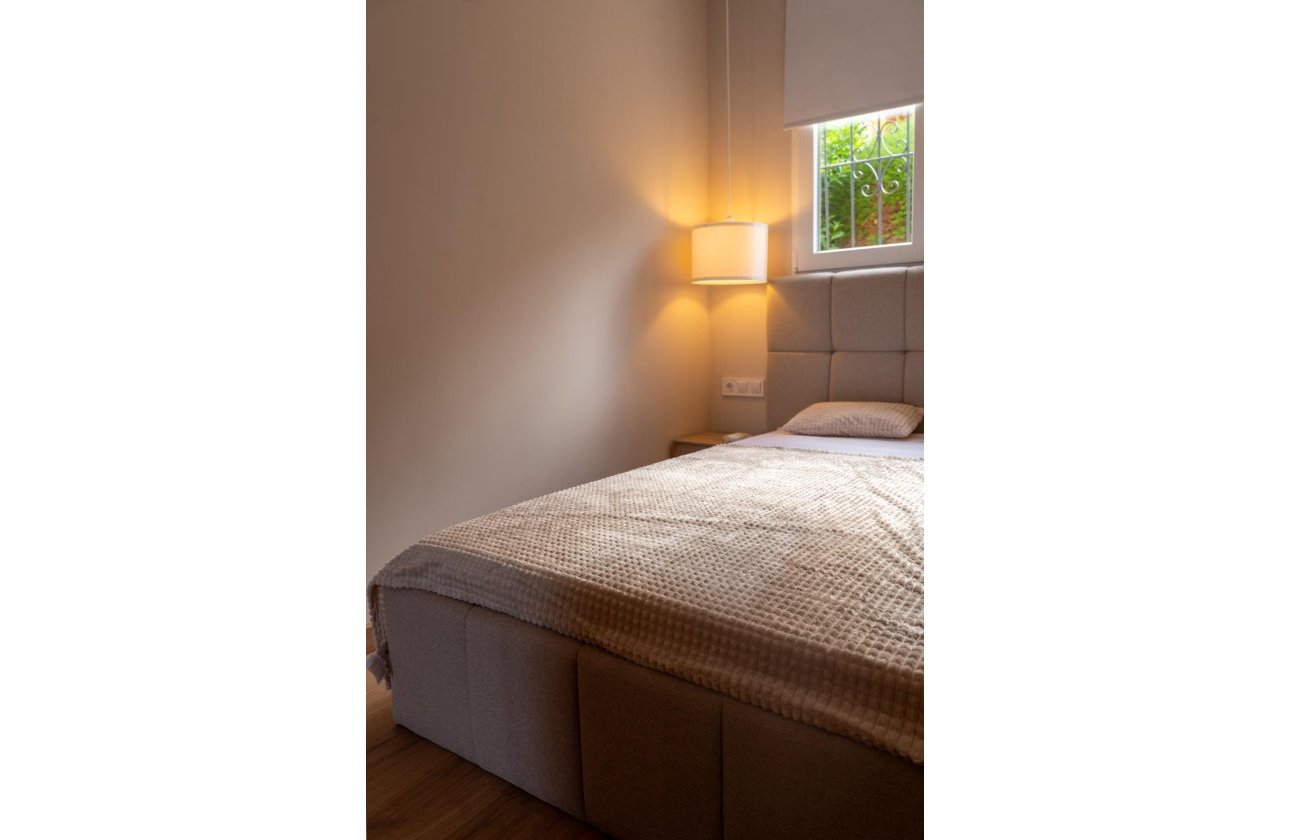 Resale - Bungalow -
Torrevieja - La Veleta