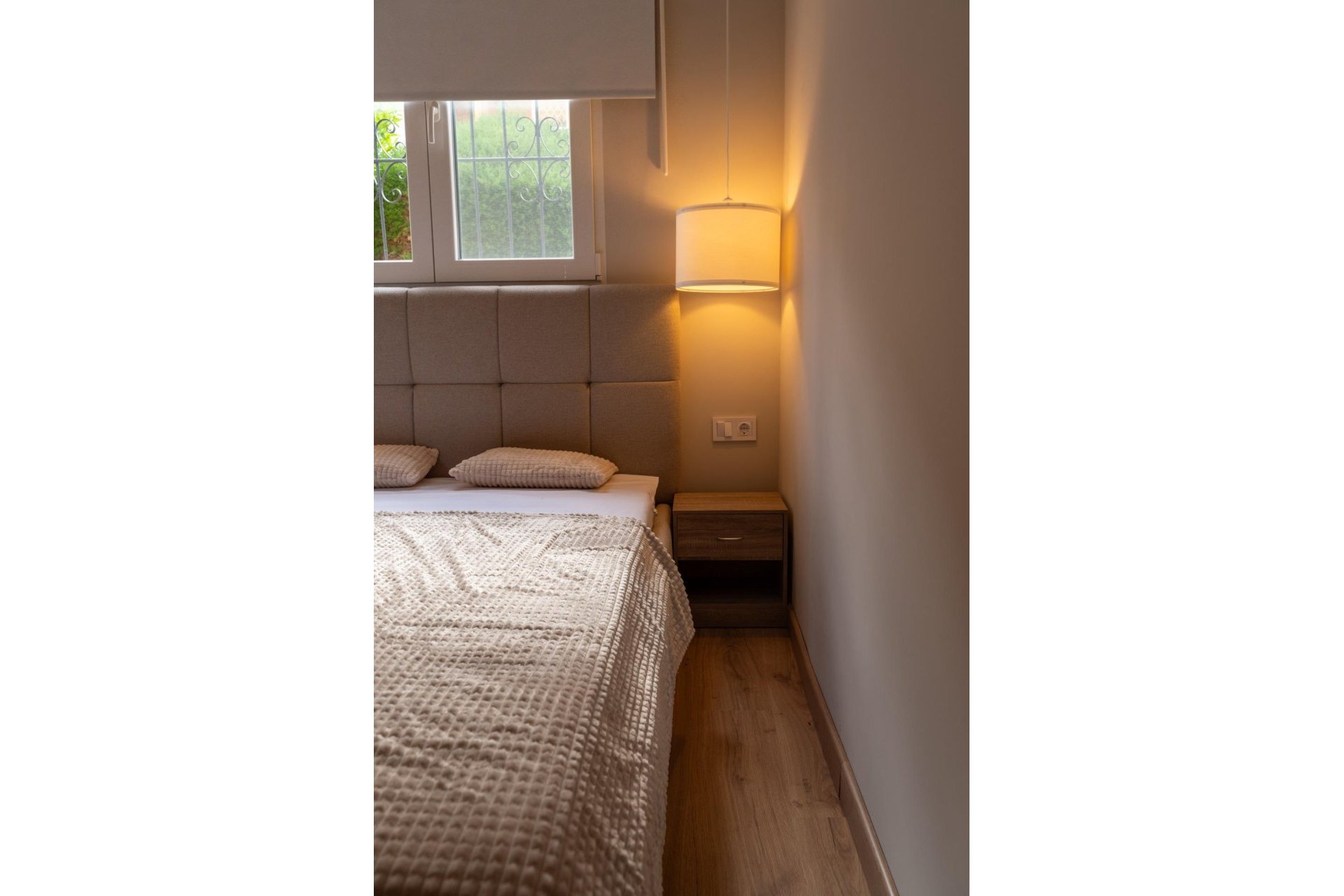 Resale - Bungalow -
Torrevieja - La Veleta