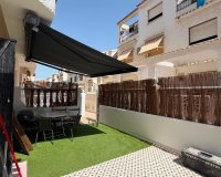 Resale - Bungalow -
Torrevieja - La Veleta