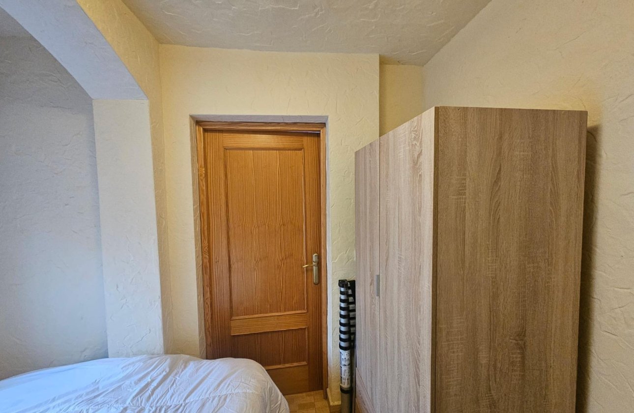 Resale - Bungalow -
Torrevieja - Lago Jardin