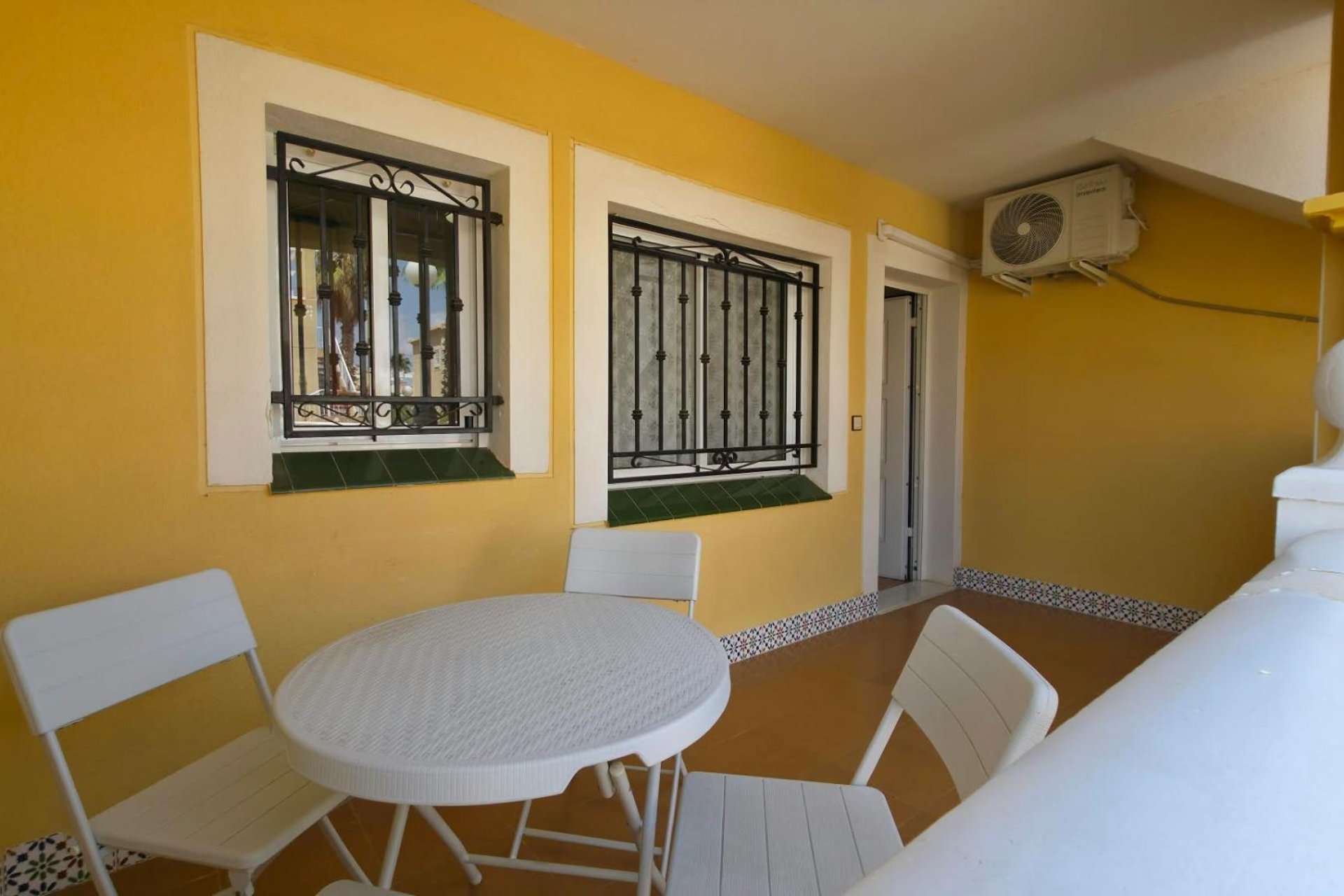 Resale - Bungalow -
Torrevieja - Los Balcones - Los Altos del Edén