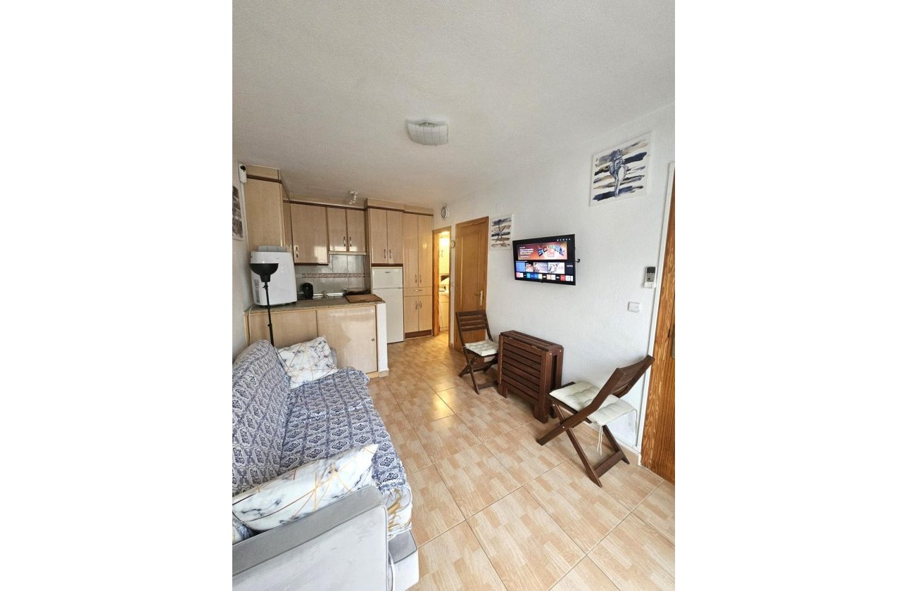 Resale - Bungalow -
Torrevieja - Los Balcones