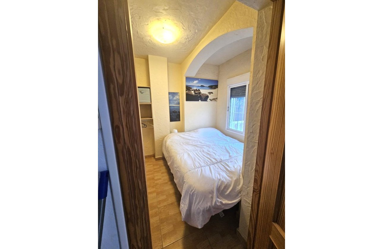 Resale - Bungalow -
Torrevieja - Los Balcones