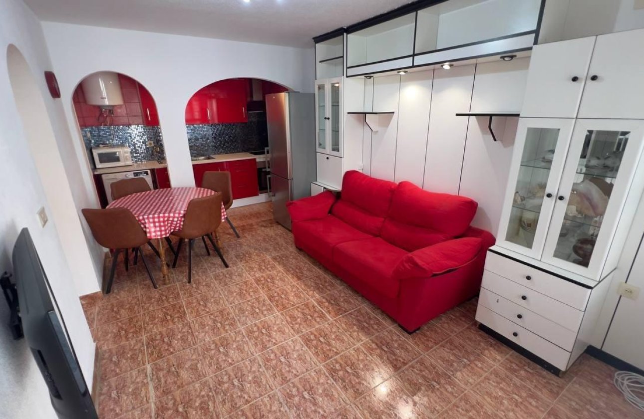 Resale - Bungalow -
Torrevieja - Los Balcones
