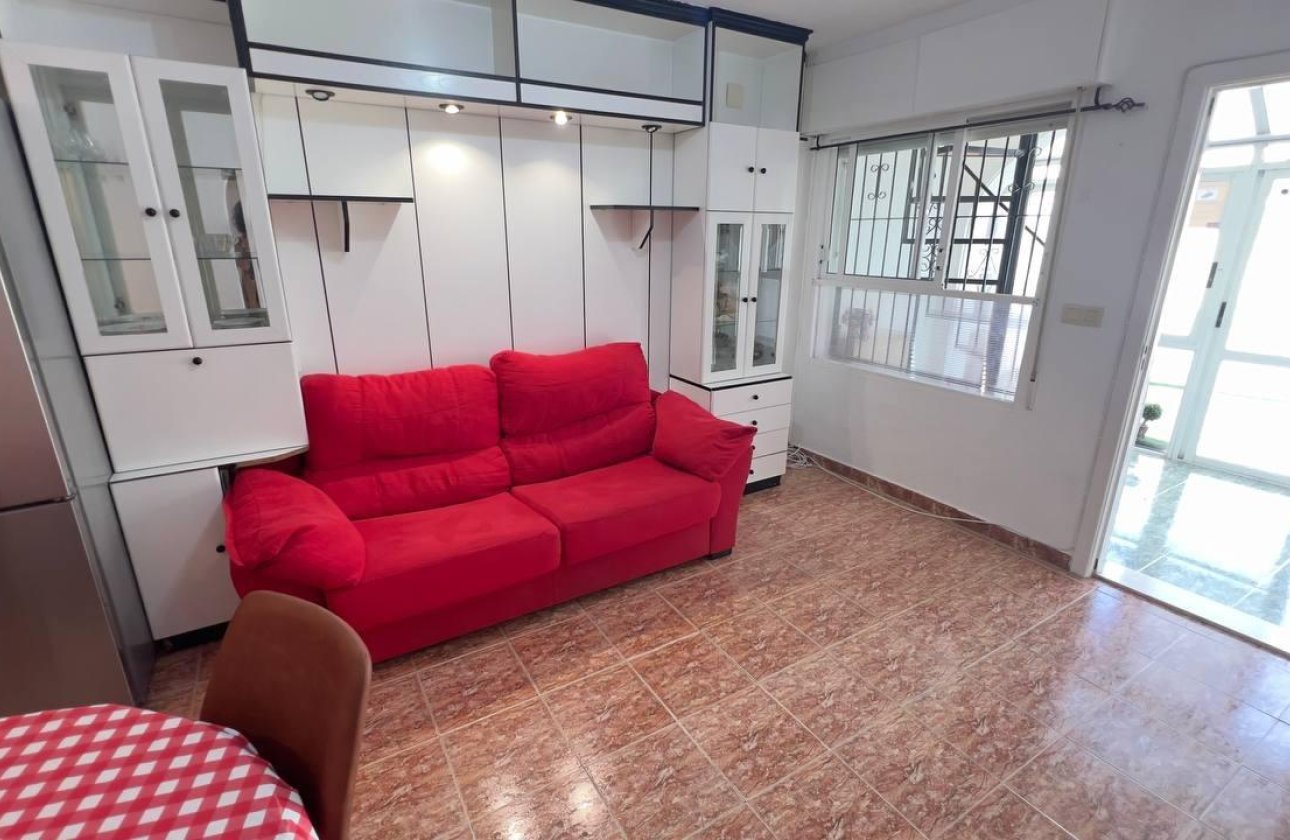 Resale - Bungalow -
Torrevieja - Los Balcones