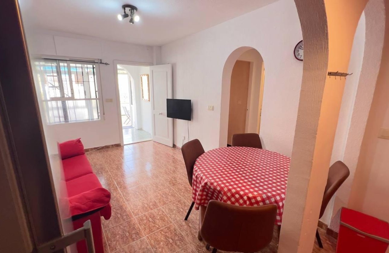Resale - Bungalow -
Torrevieja - Los Balcones