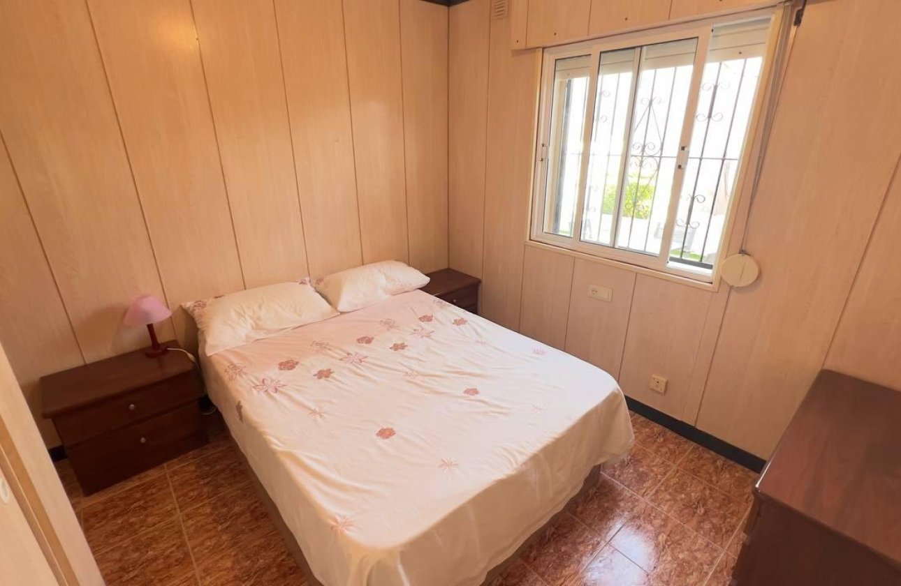 Resale - Bungalow -
Torrevieja - Los Balcones