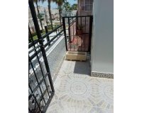 Resale - Bungalow -
Torrevieja - Los Balcones